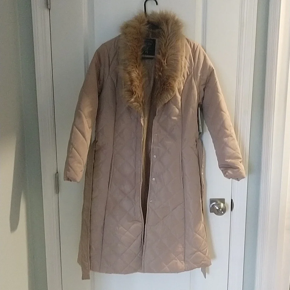 Jacket - Picture 2 of 10